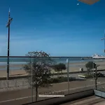Maison Avec Garage & Wifi Au Centre Des Sables-d'olonne - Fr-1-197-565 Feriehus