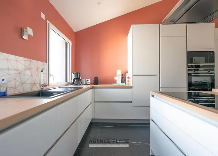 Maison Avec Garage & Wifi Au Centre Des Sables-d'olonne - Fr-1-197-565 * 莱萨布勒-多洛讷