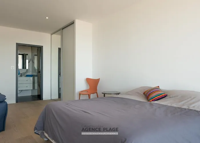 Maison Avec Garage & Wifi Au Centre Des Sables-d'olonne - Fr-1-197-565 度假居 莱萨布勒-多洛讷