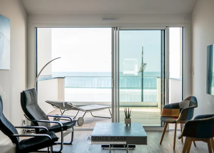 Maison Avec Garage & Wifi Au Centre Des Sables-d'olonne - Fr-1-197-565 *